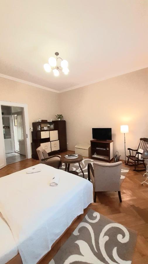 Ékszerdoboz Apartman Eger Apartman Kültér fotó